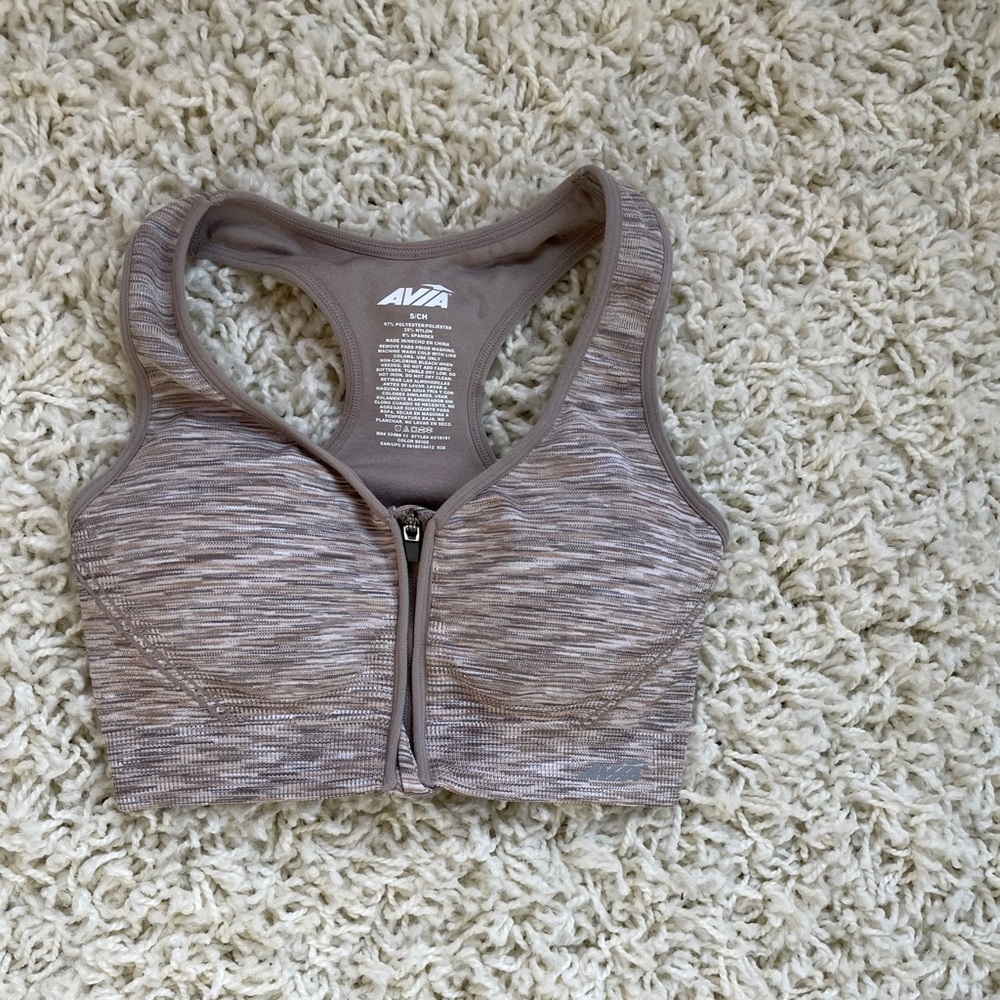 Avía sports bra